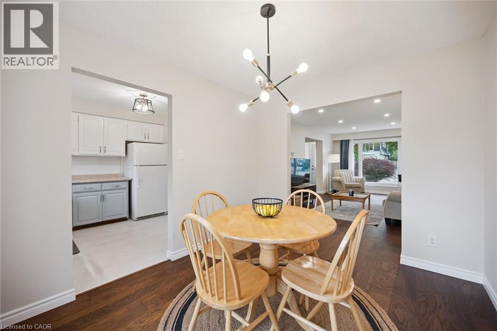 37 SHADELAND Crescent - 10