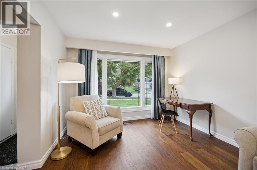 37 SHADELAND Crescent - 7