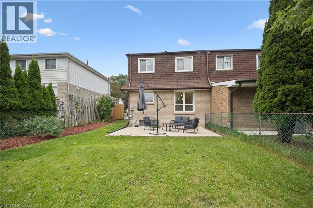 37 SHADELAND Crescent - 35