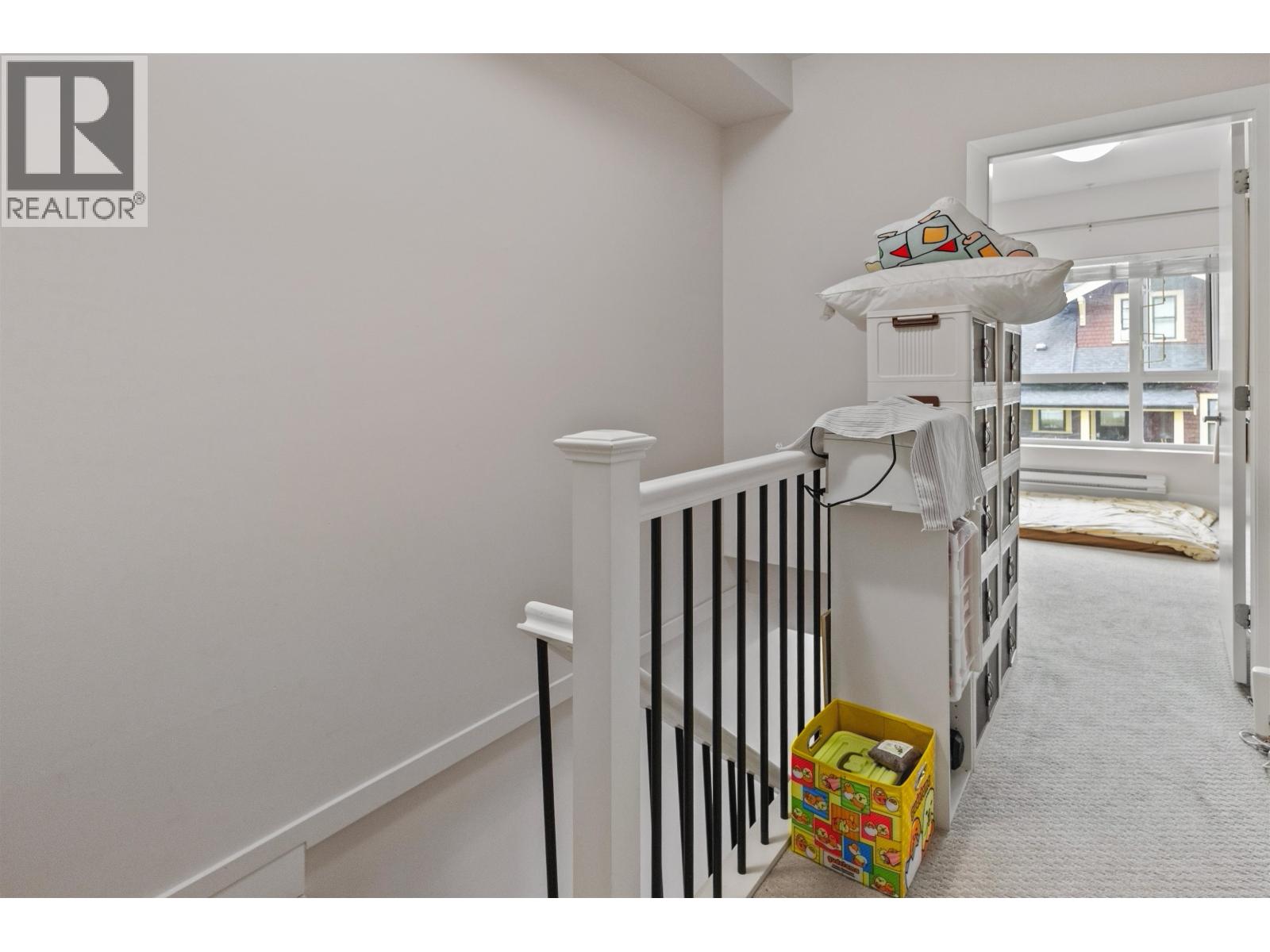 102 809 FOURTH AVENUE, New Westminster