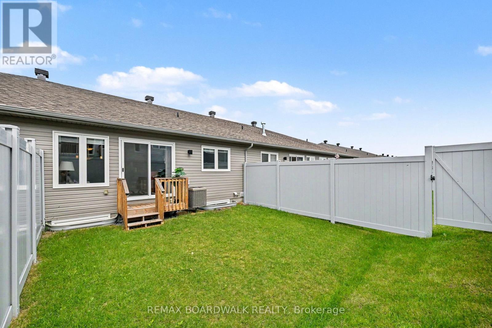 3 Bed, 3 Bath House for Sale in Arnprior – 100 SEABERT DRIVE, Arnprior – MLS# X13763940 - Image 32