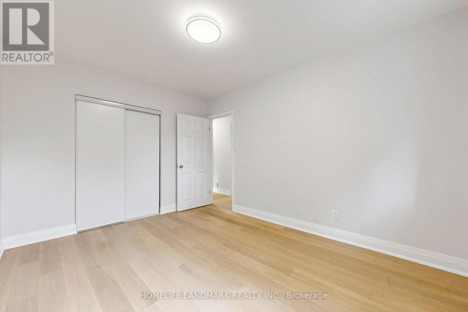 29 DEXTER BOULEVARD - 28