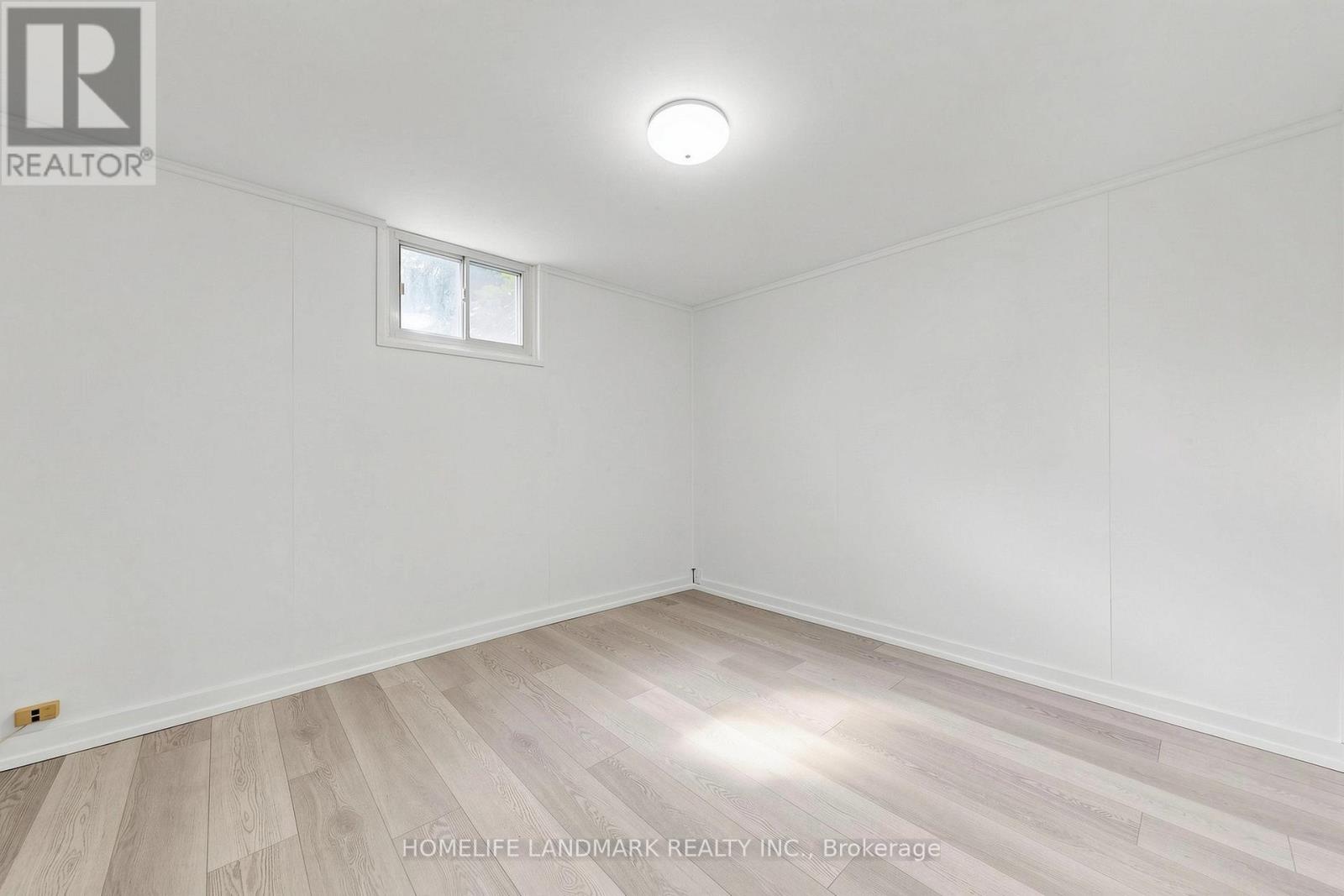 29 DEXTER BOULEVARD - Image 31