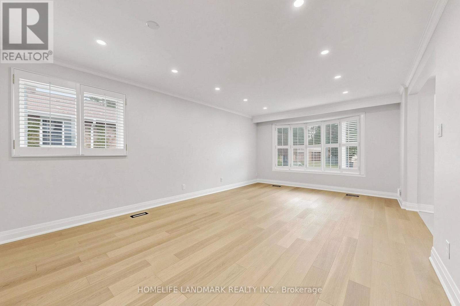 29 DEXTER BOULEVARD - 8