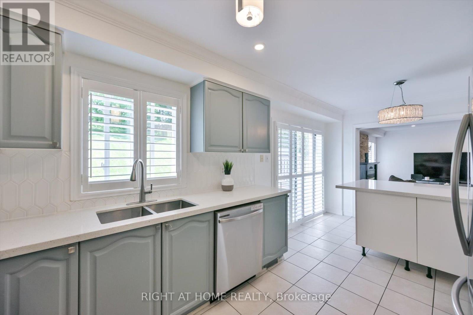 57 HOPKINSON CRESCENT - 13