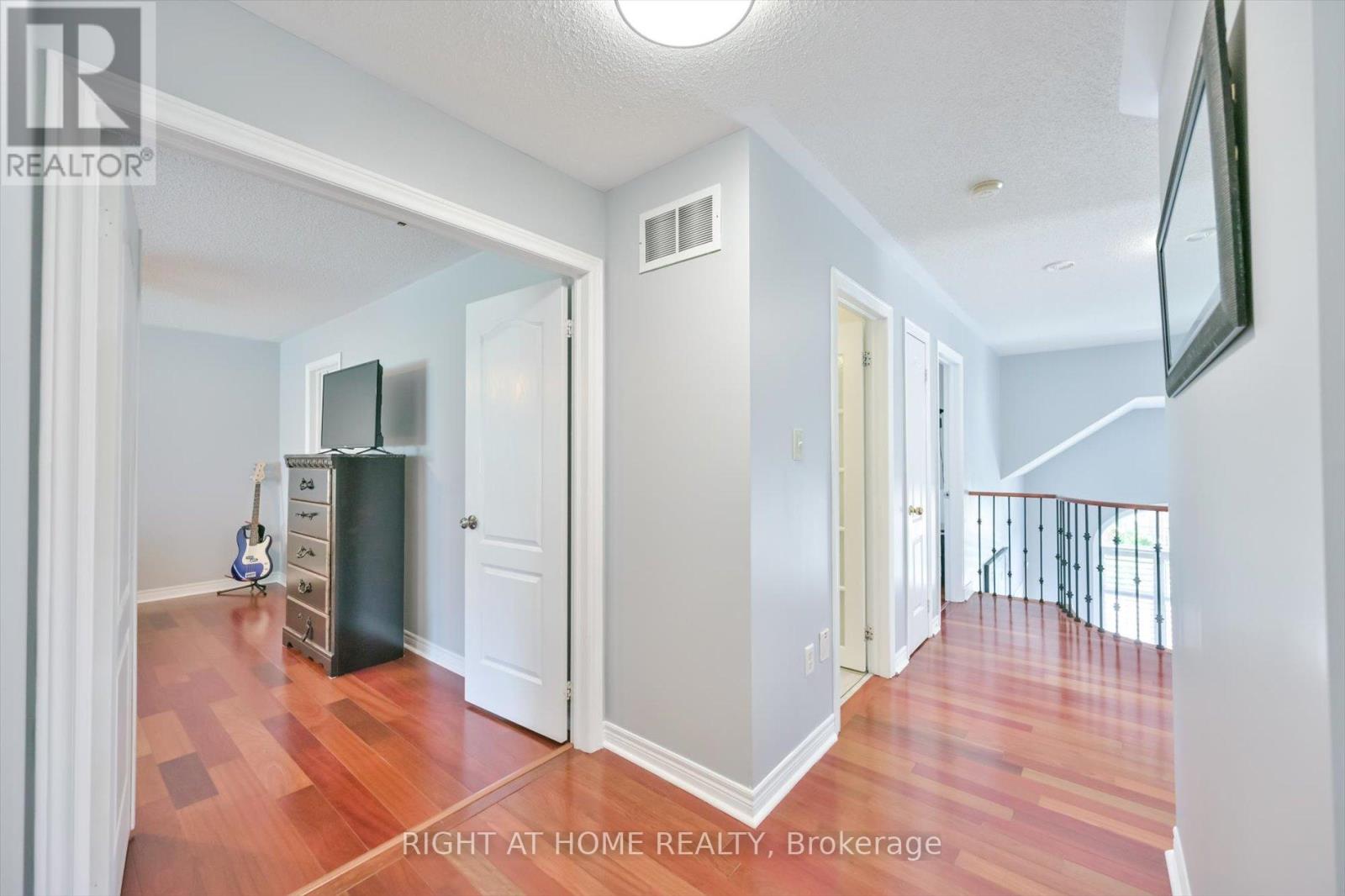 57 HOPKINSON CRESCENT - 25