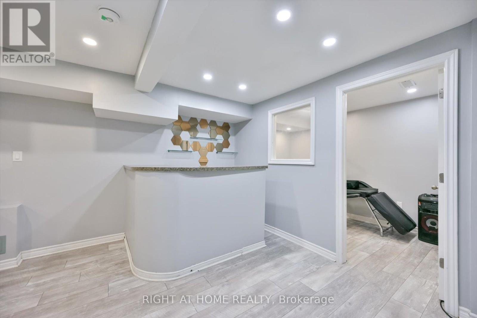 57 HOPKINSON CRESCENT - 36