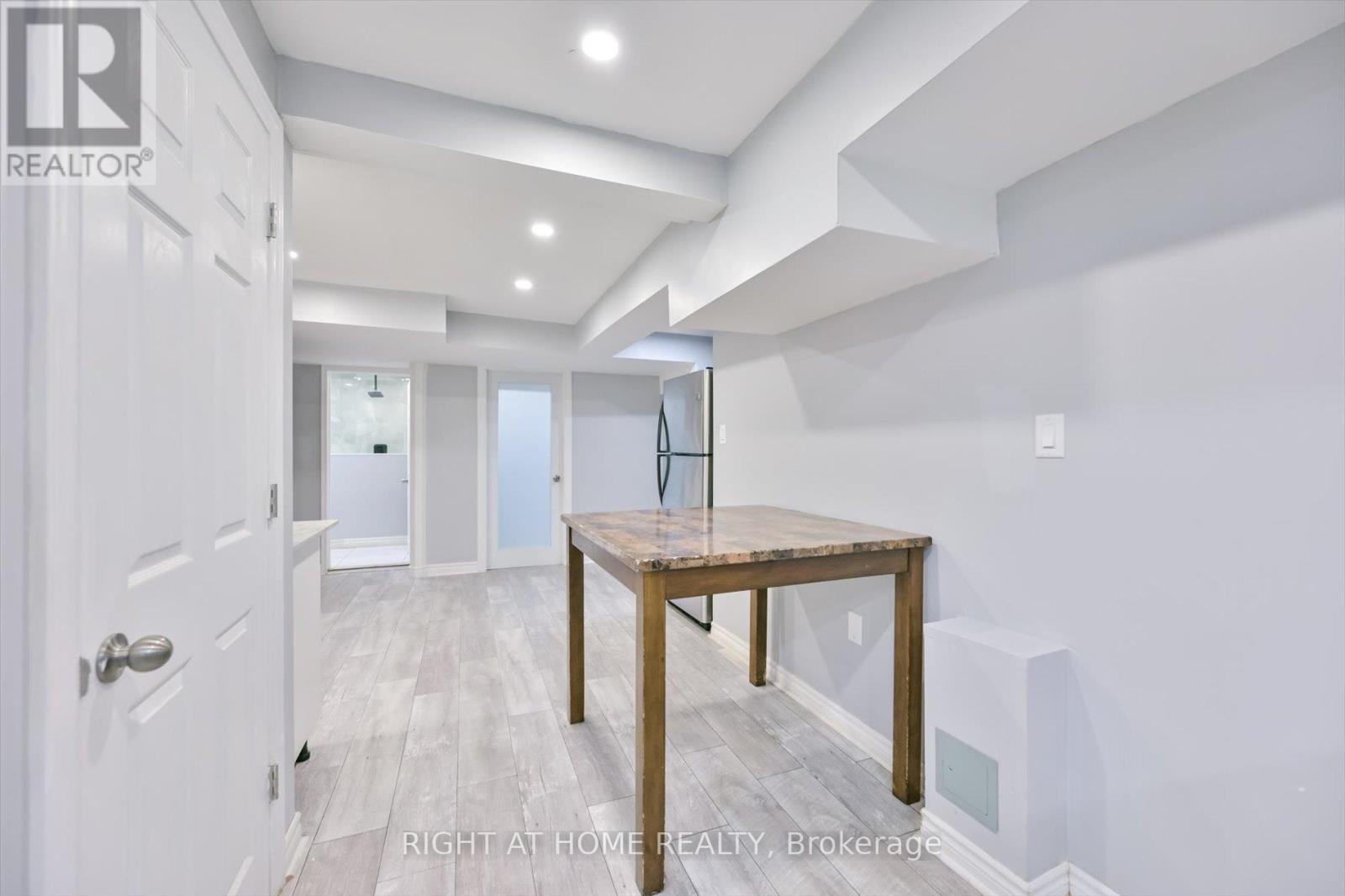 57 HOPKINSON CRESCENT - 37