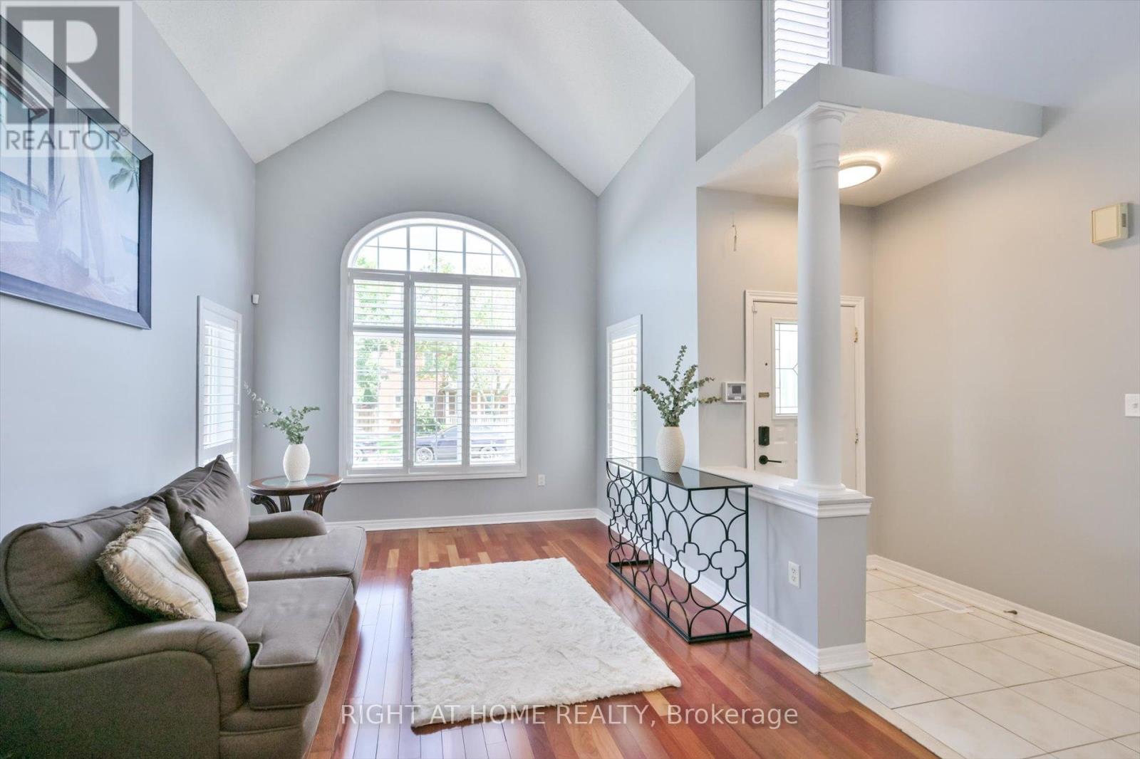 57 HOPKINSON CRESCENT - Image 4