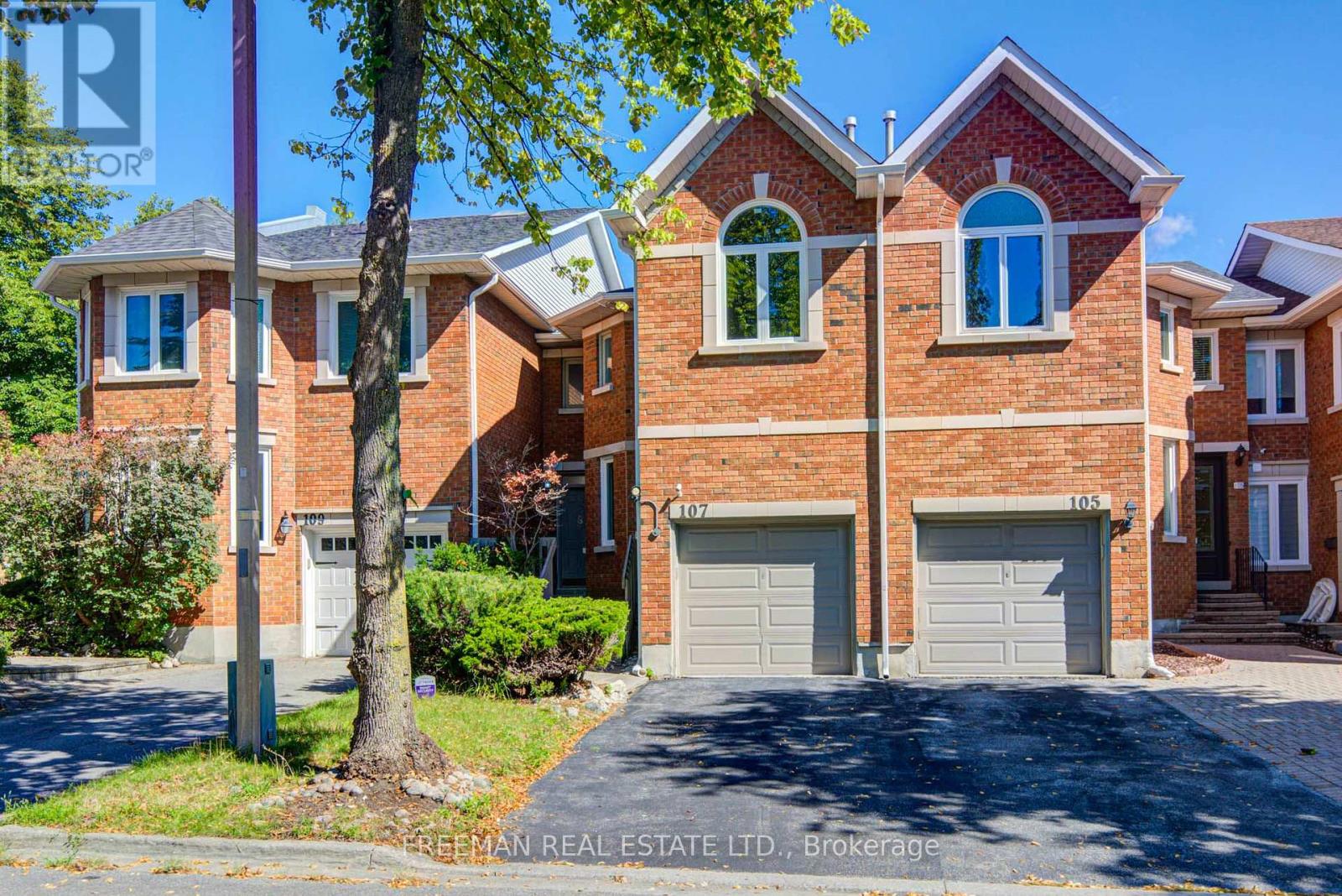 Photo of 107 Brownstone Circle