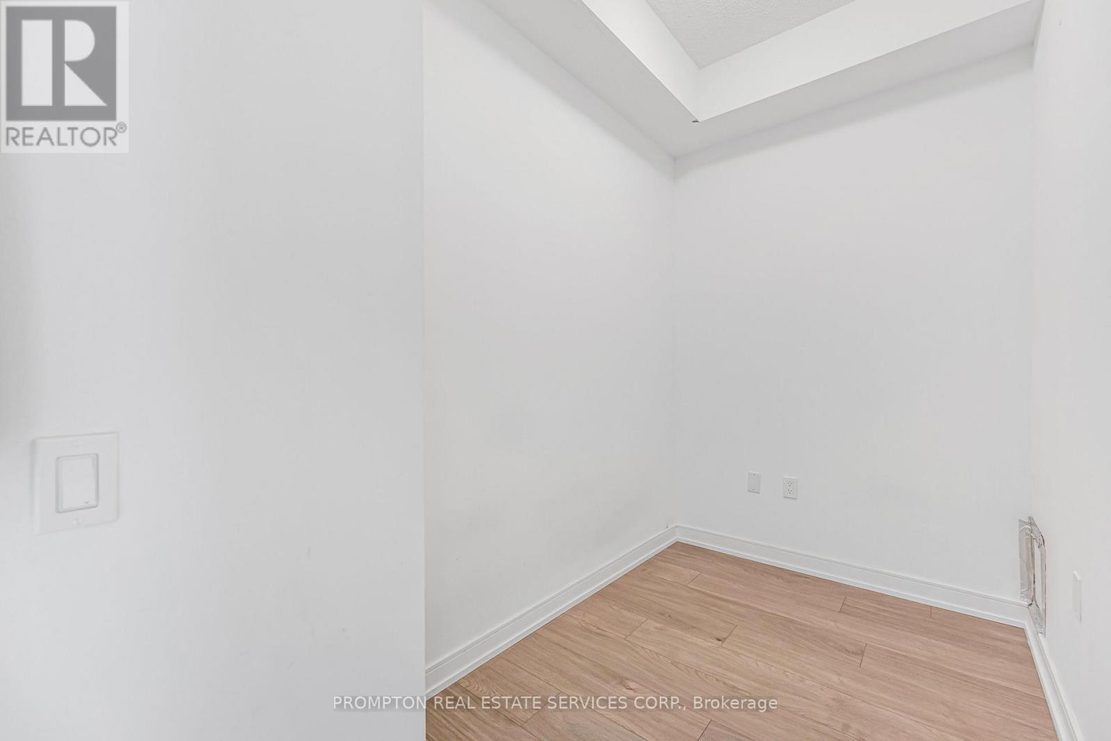 #3320 8 NAHANI WAY - 3