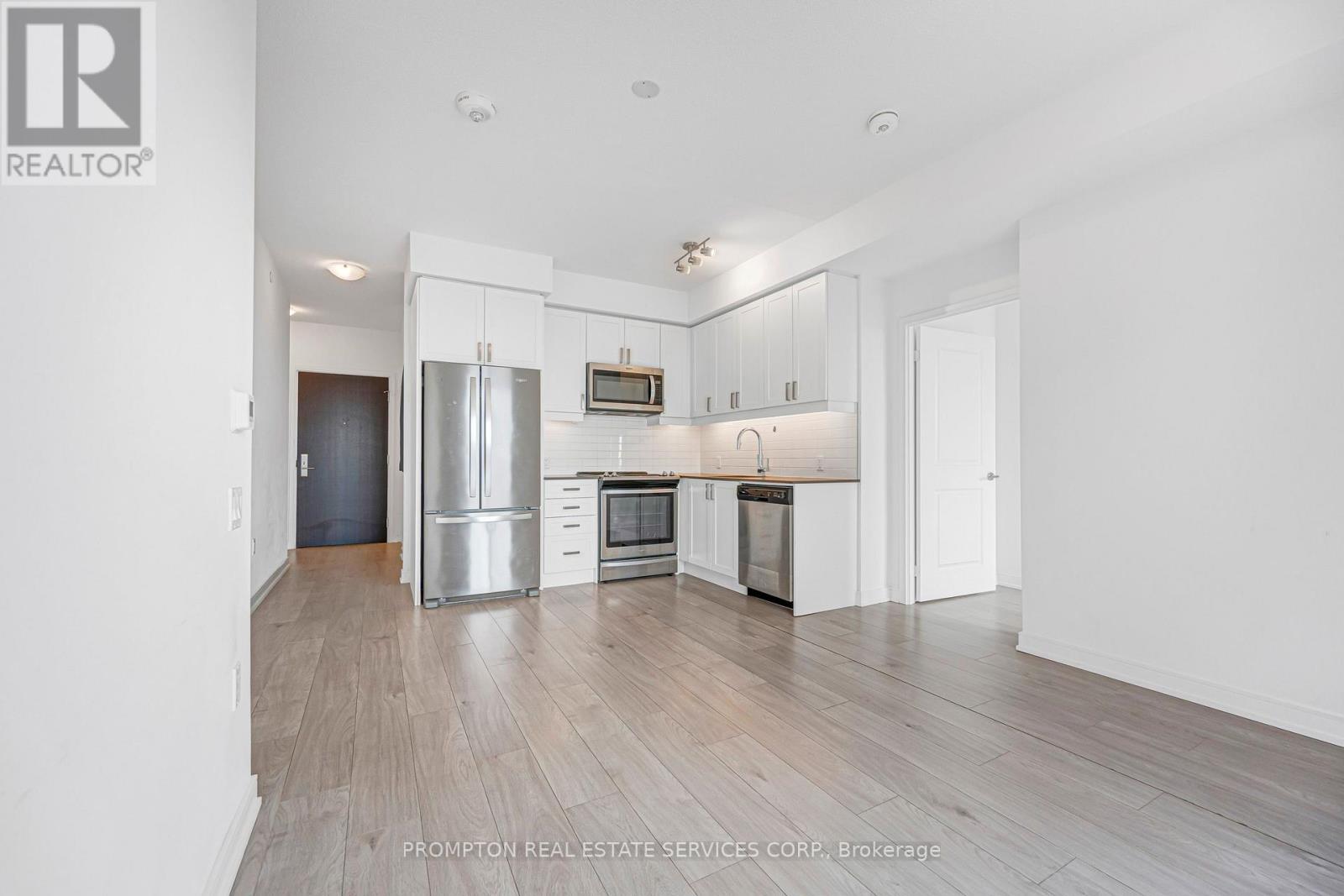 #3320 8 NAHANI WAY - 6