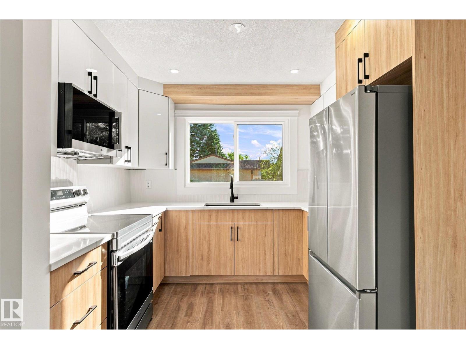 17325 85 AV NW - Image 10