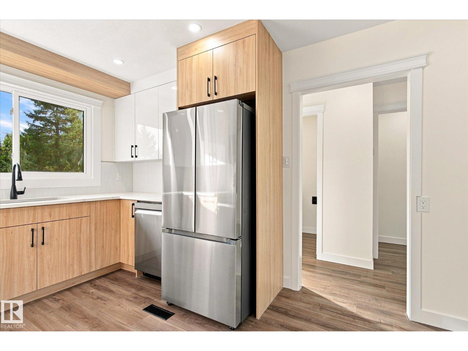 17325 85 AV NW - Image 12