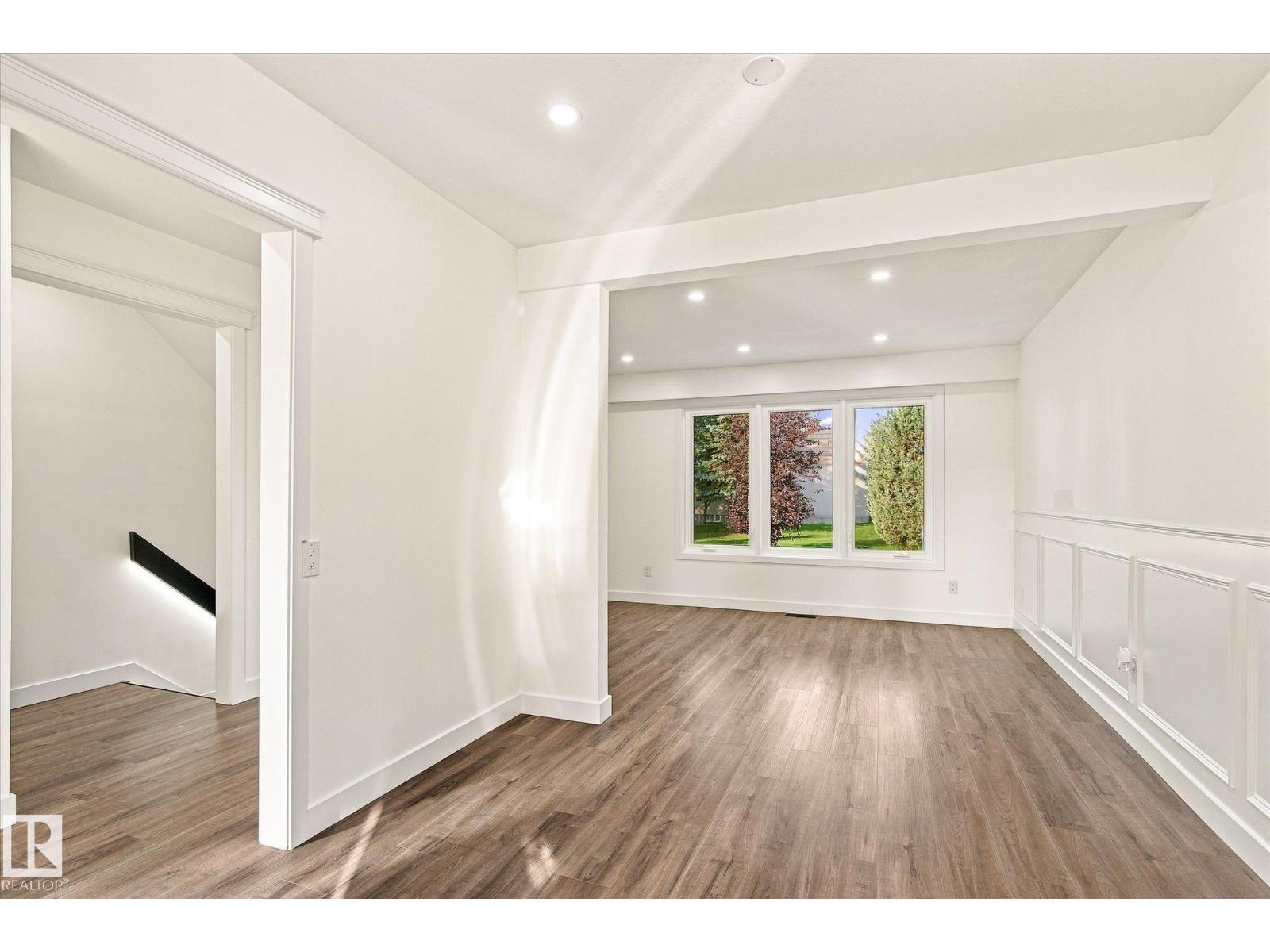 17325 85 AV NW - 13