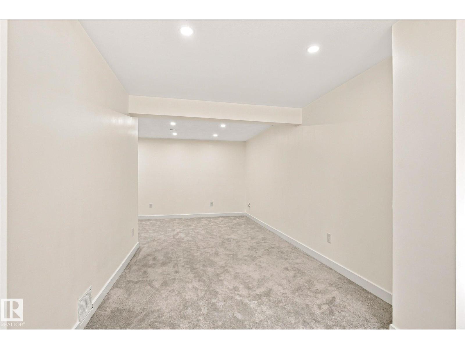 17325 85 AV NW - 37