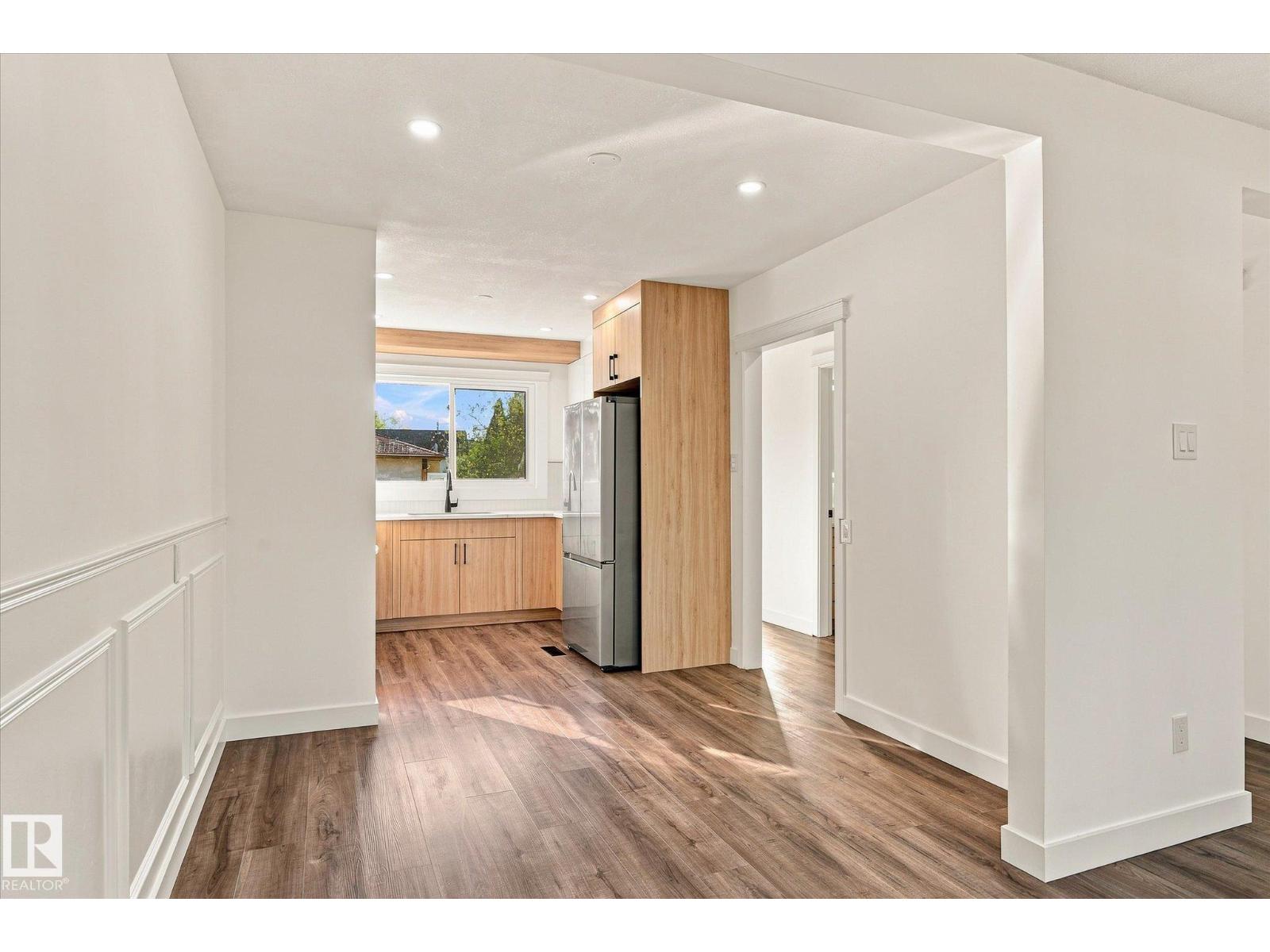 17325 85 AV NW - 9