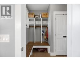 1160 Goldfinch Place, Kelowna, BC V1W5M1 Photo 26