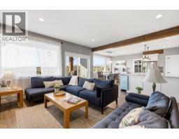 Full bathroom - 1160 Goldfinch Place, Kelowna, BC V1W5M1 Photo 12