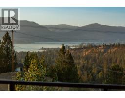 Kitchen - 1160 Goldfinch Place, Kelowna, BC V1W5M1 Photo 16