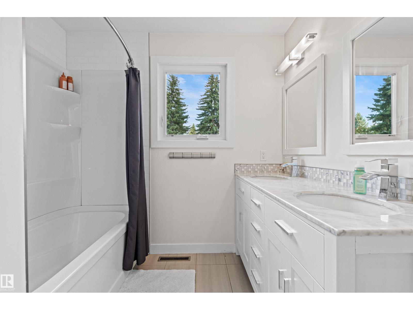 12648 52 AV NW - 26