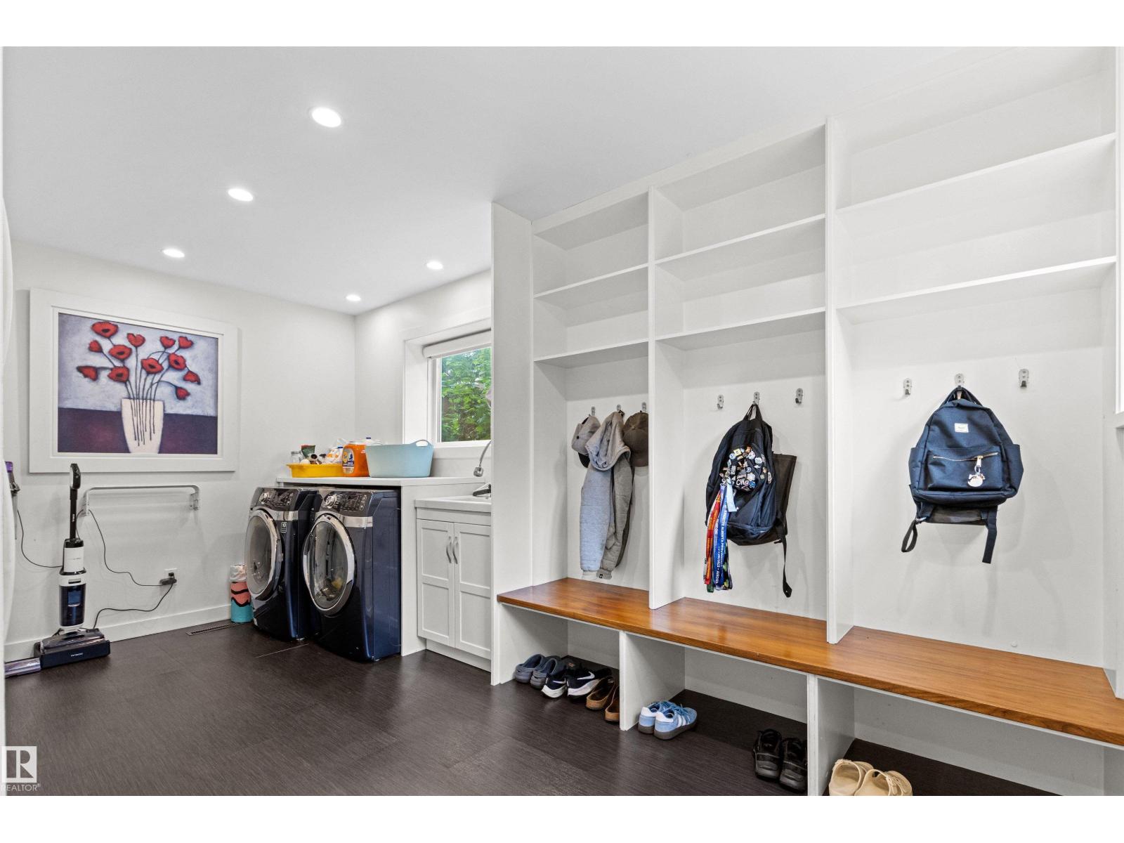 12648 52 AV NW - 44