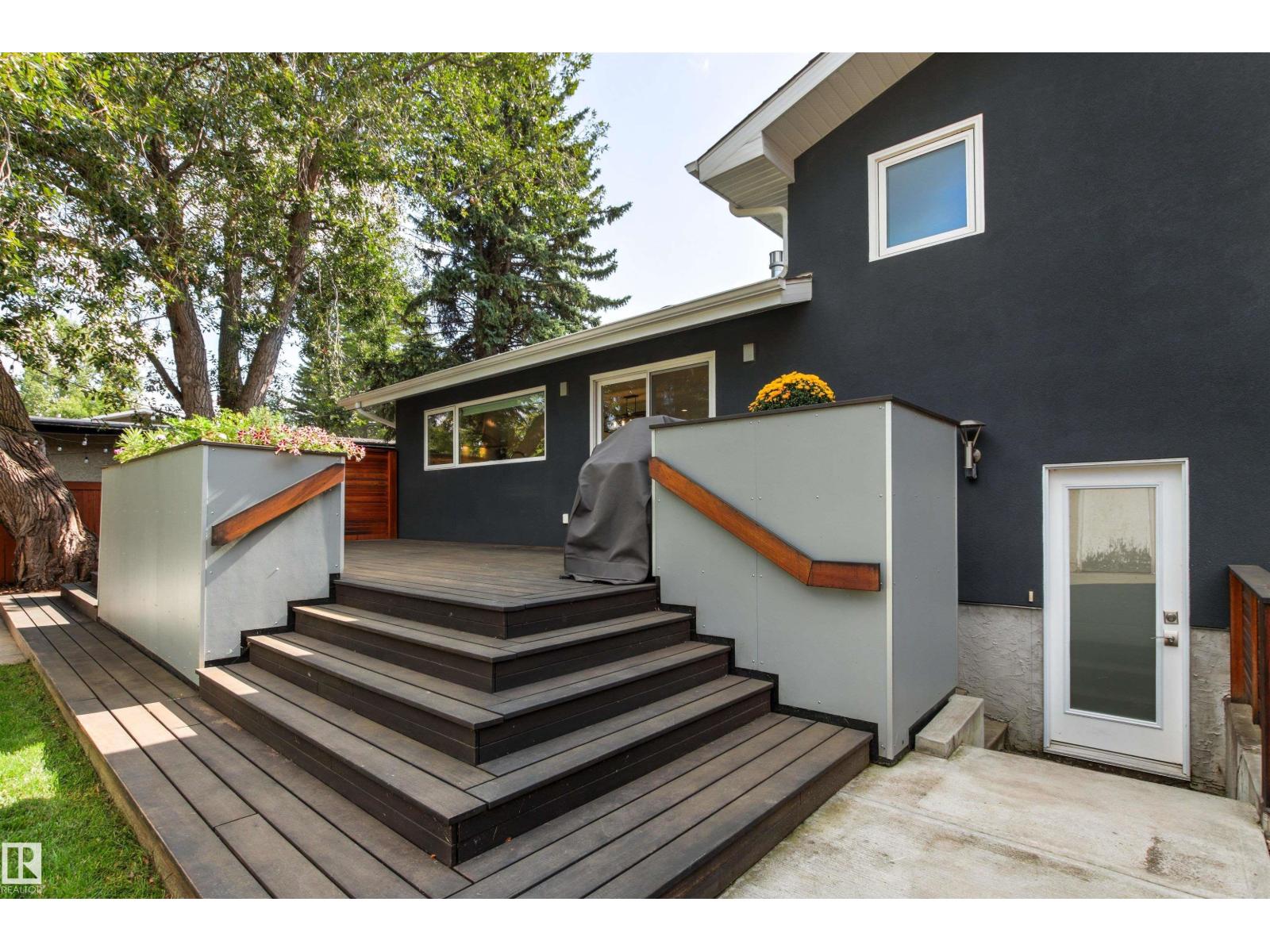 12648 52 AV NW - 61