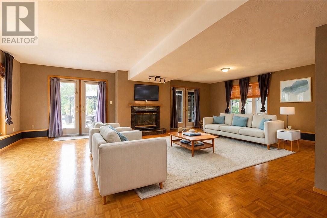 1567 Crestmoor Road - 32