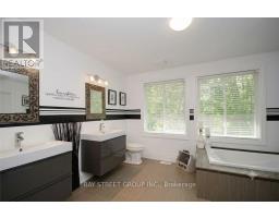 133 Riveredge Drive, Georgina, ON L4P2P4 Photo 10