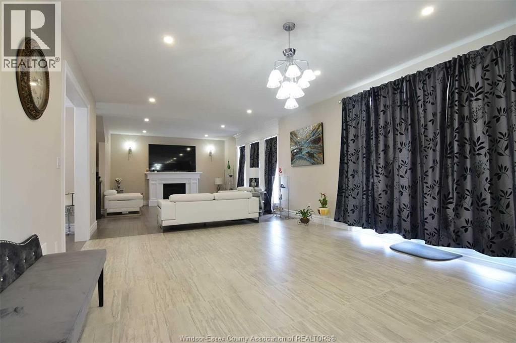257 ARKONA COURT, Lakeshore — photo 9