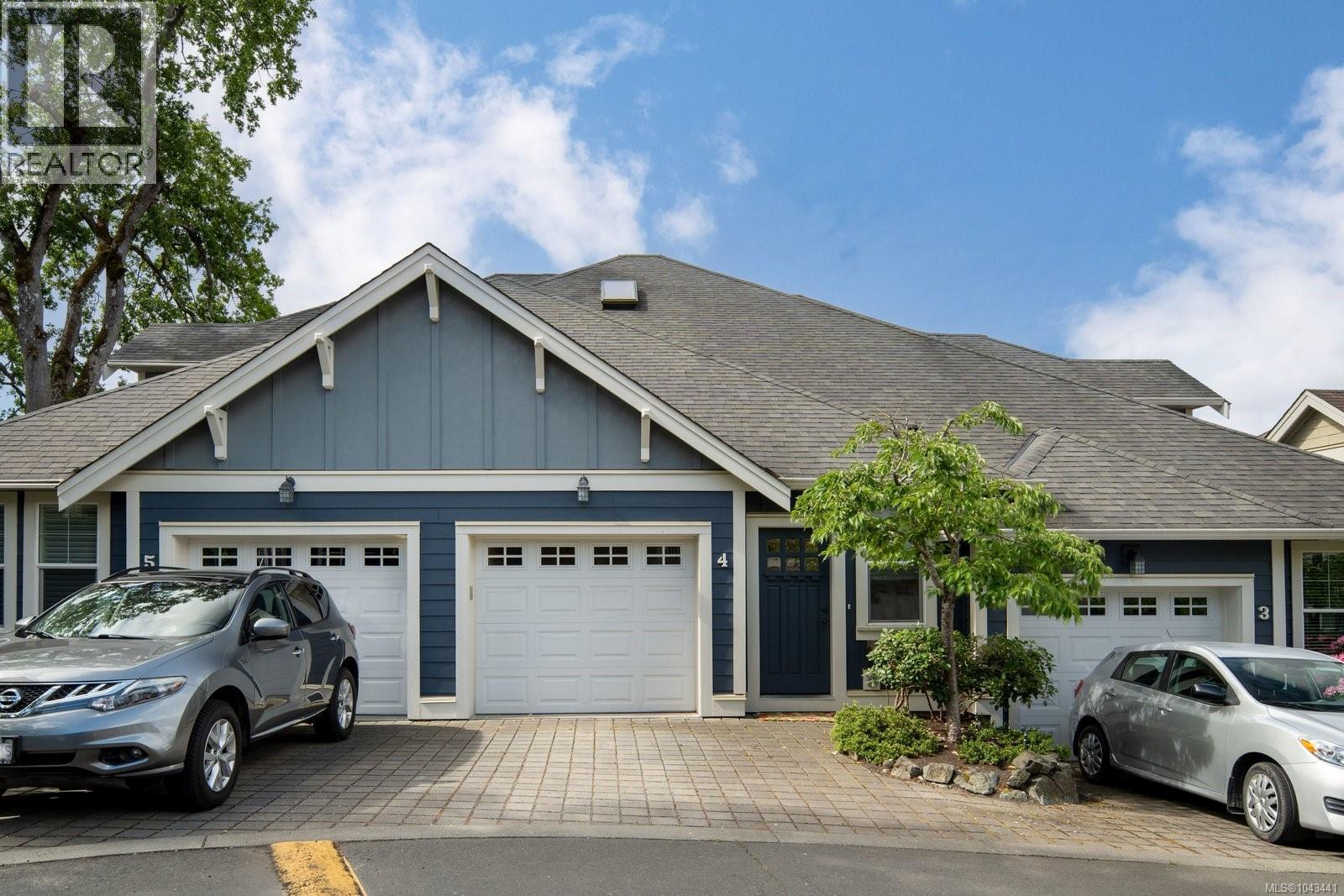 4 4583 Wilkinson Road, Saanich