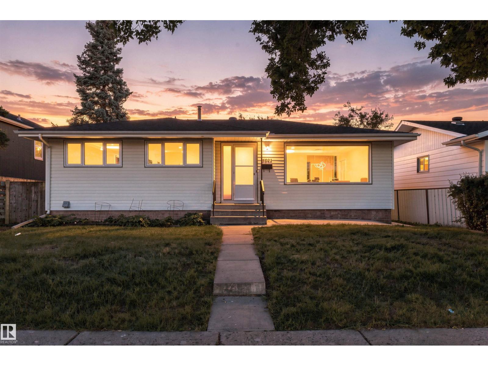 4021 117 AVe AV NW - 1