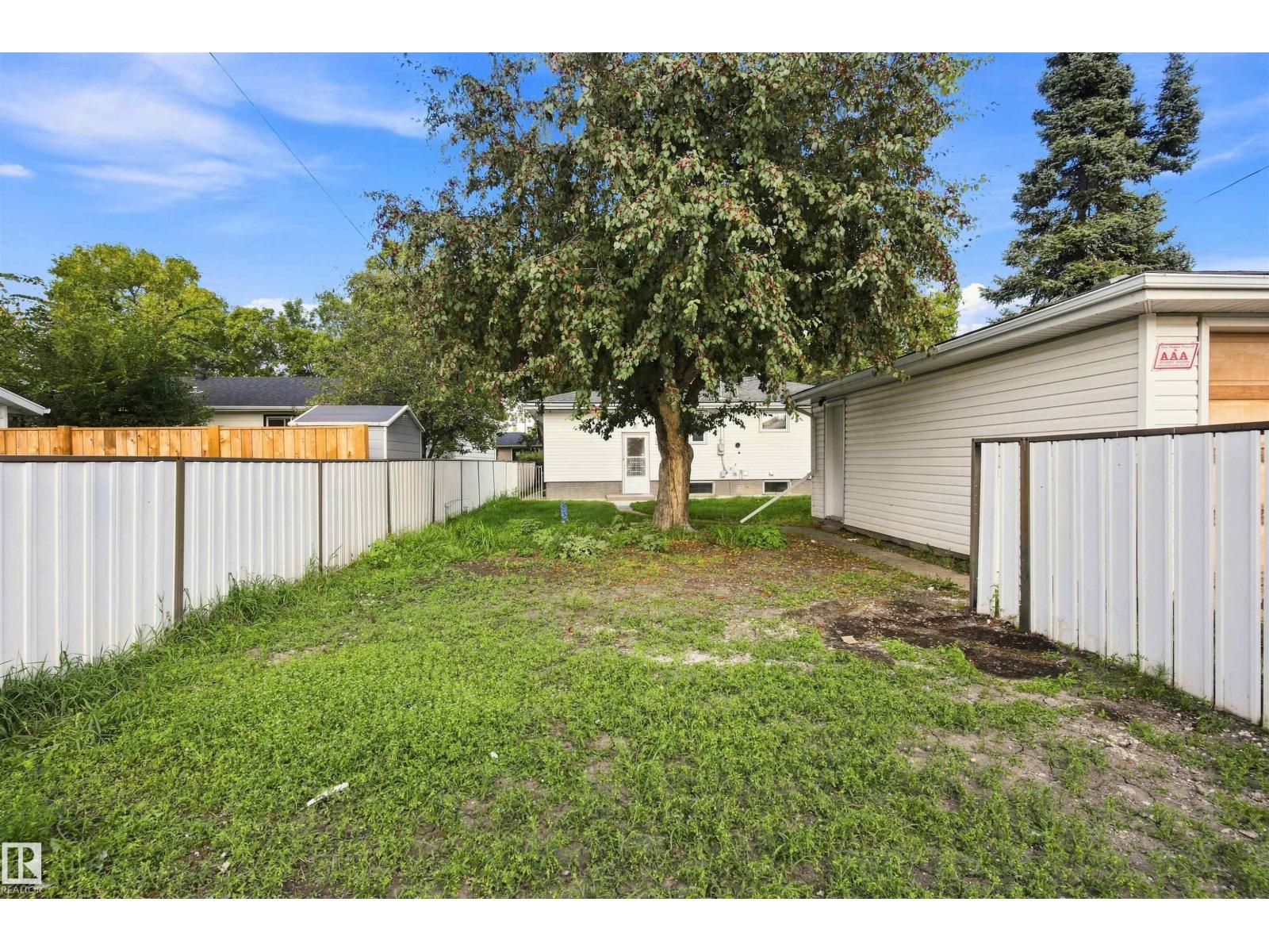 4021 117 AVe AV NW - 44