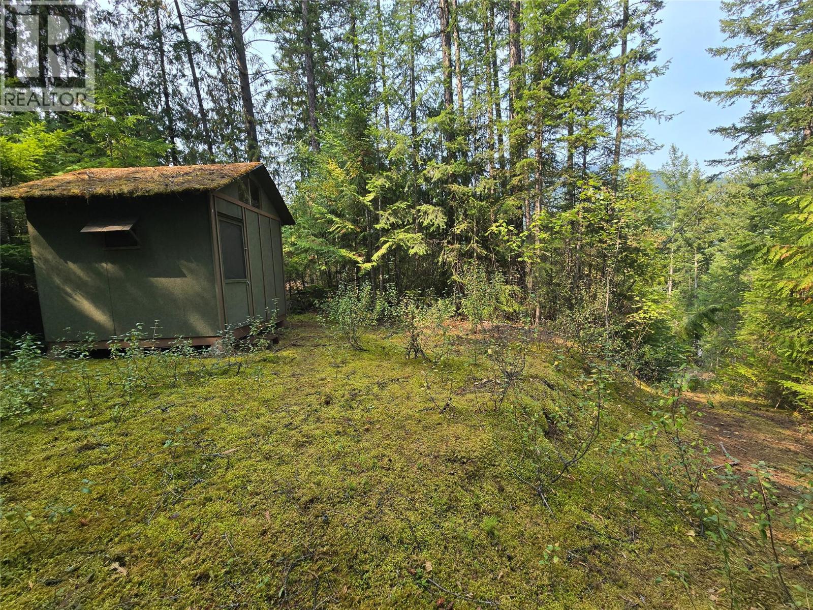 BALFOUR Avenue Lot# LOT 8, Kaslo