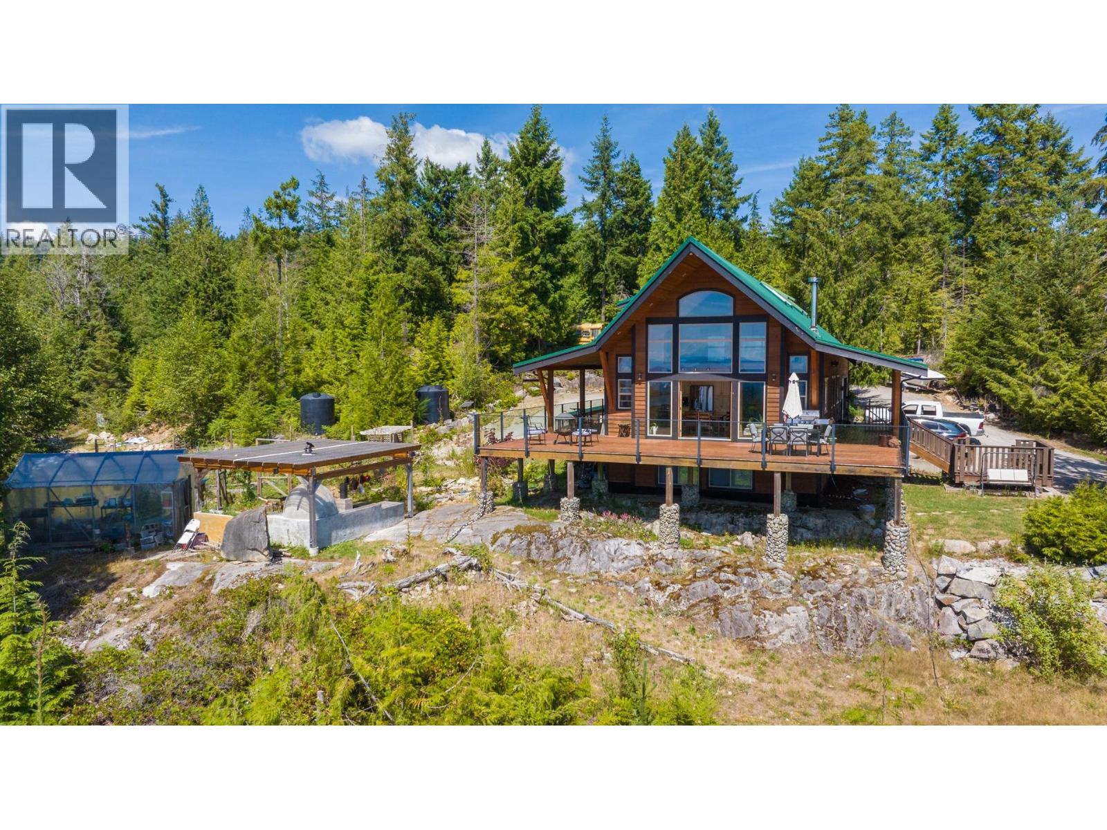 9340 STEPHENS WAY, Halfmoon Bay