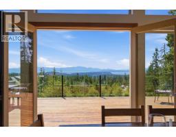 9340 Stephens Way, Halfmoon Bay, BC V7Z1G9 Photo 6