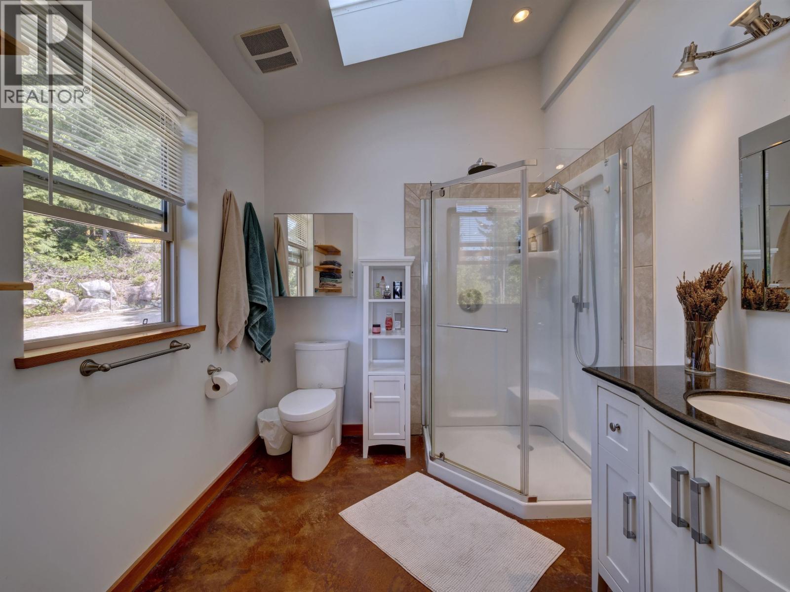 9340 STEPHENS WAY, Halfmoon Bay