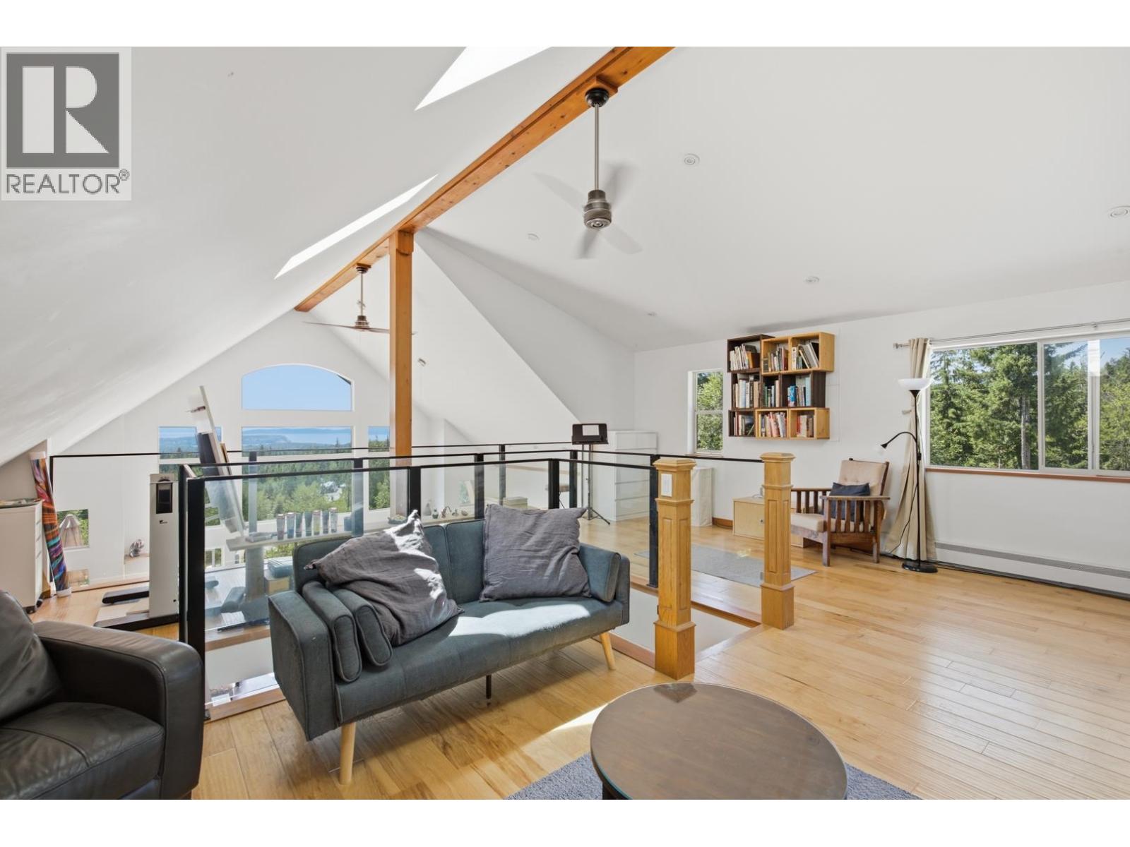 9340 STEPHENS WAY, Halfmoon Bay