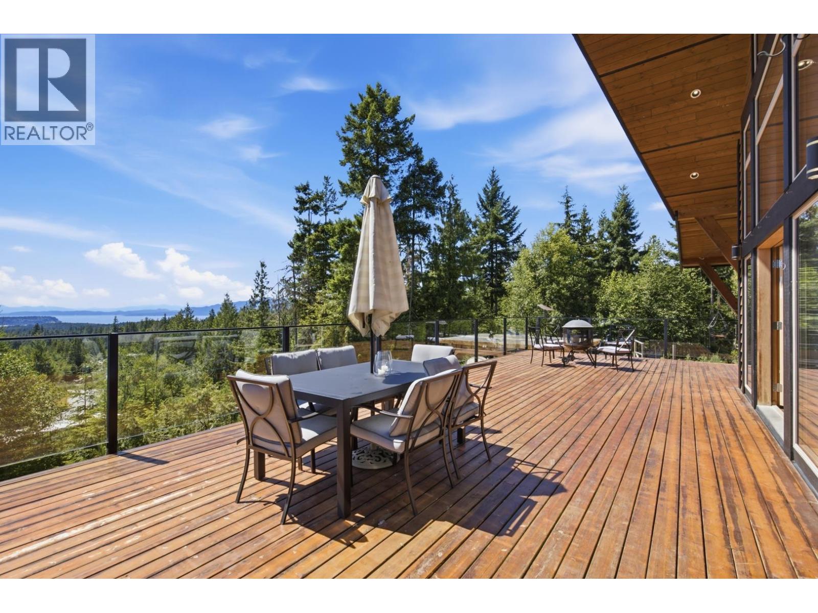 9340 STEPHENS WAY, Halfmoon Bay