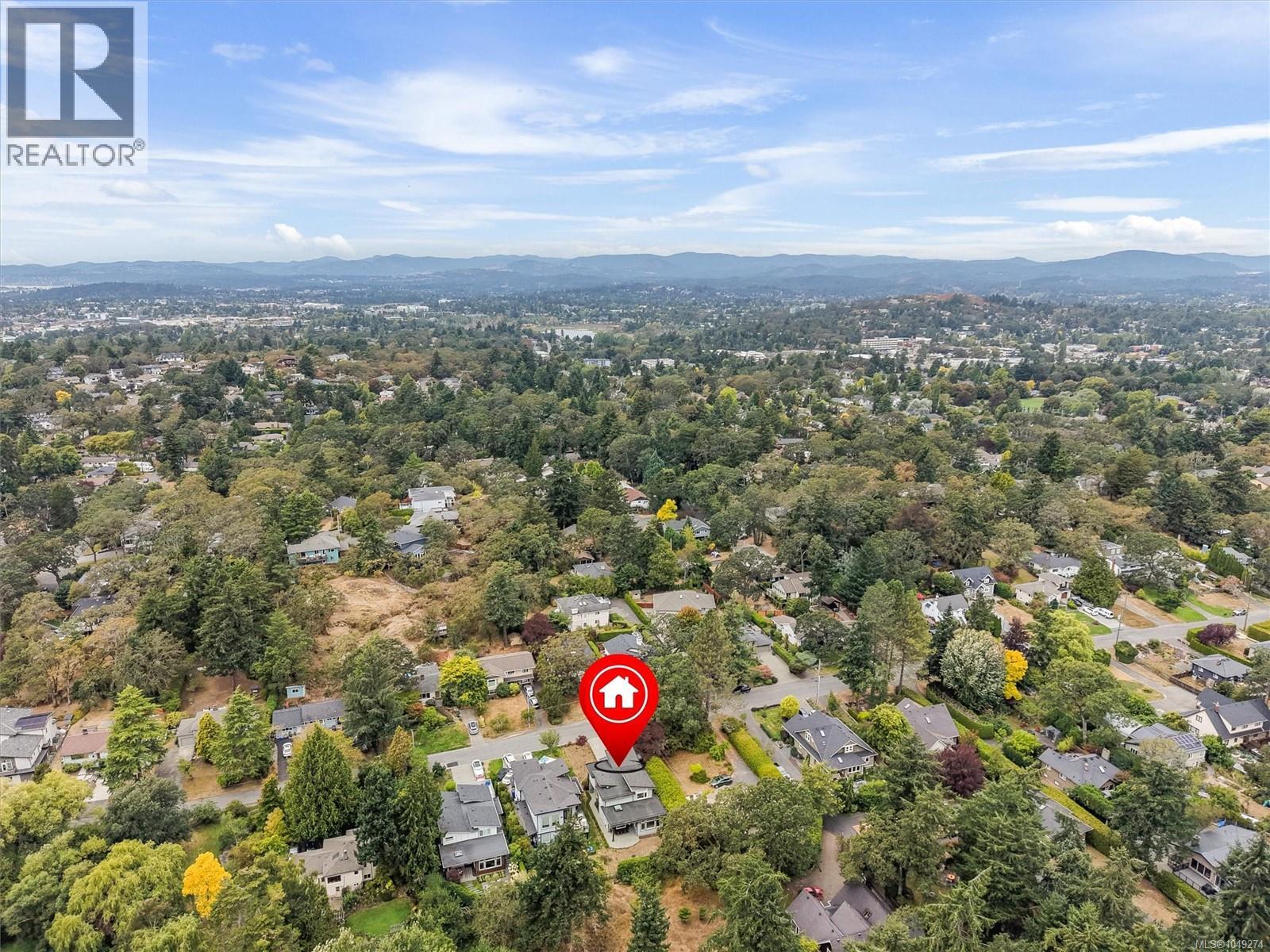  3749 Ascot Drive, Saanich
