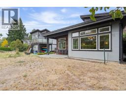 3749 Ascot Dr, Saanich, BC V8P3S2 Photo 51