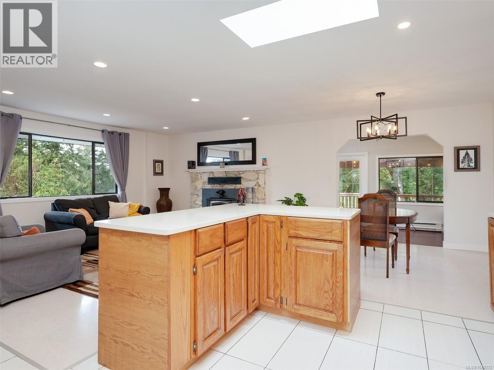 905 Gade Rd - Image 9