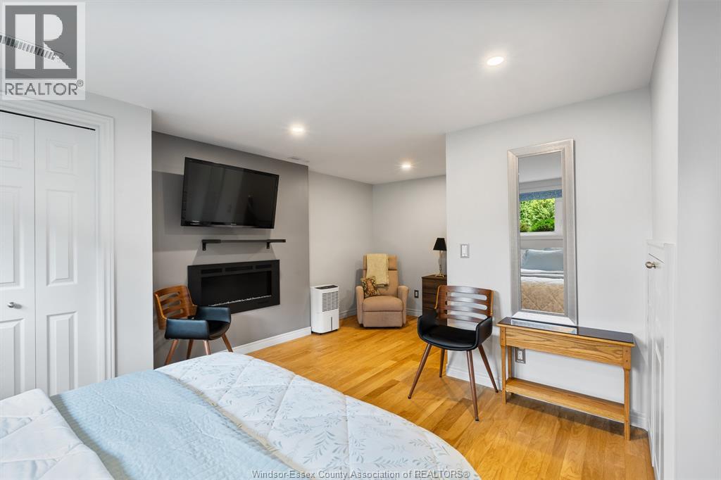 1502 Bayfield CRESCENT - 32