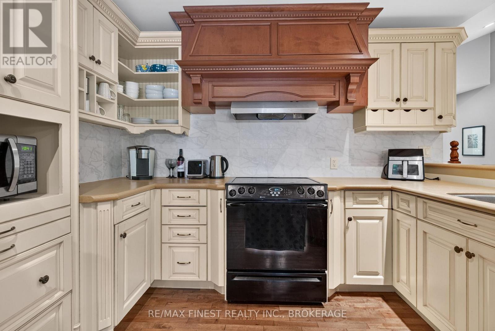 1068 PLEASANT HILL LANE - Image 27