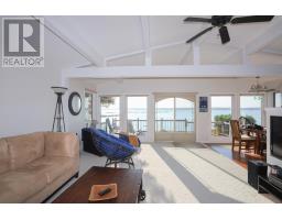647b Lakeshore Dr, Tarbutt, ON P0R1E0 Photo 8