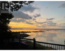 647b Lakeshore Dr, Tarbutt, ON P0R1E0 Photo 27