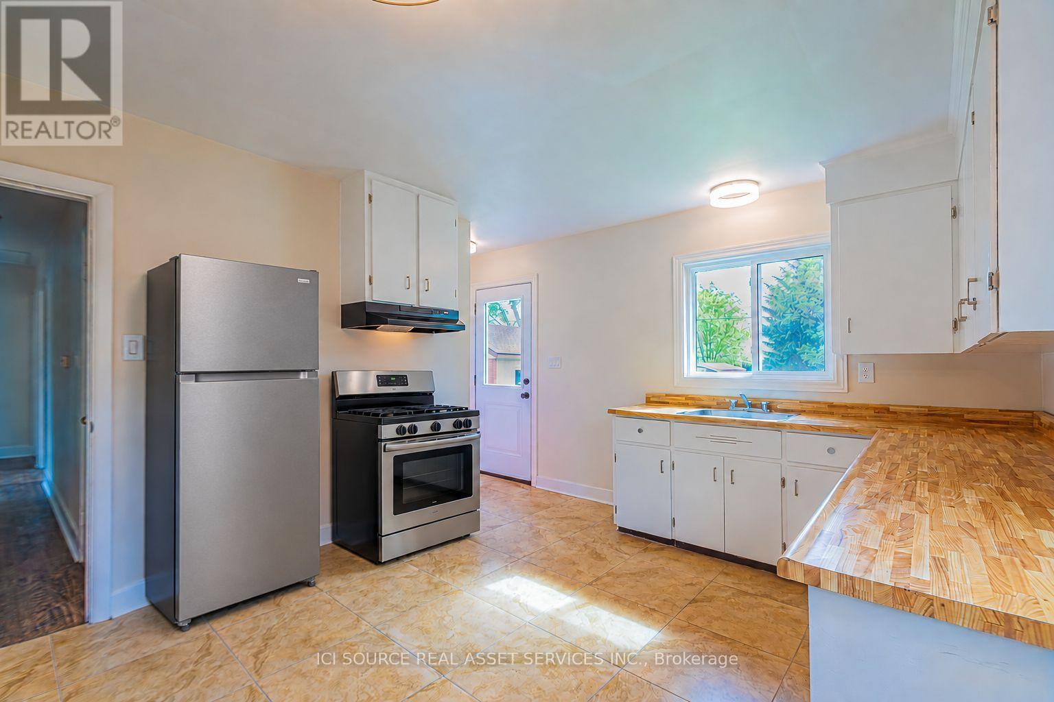 3768 DORCHESTER ROAD, Niagara Falls (Stamford) — photo 2