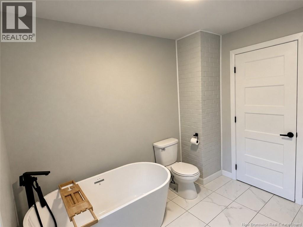 644 Canada Road - 10