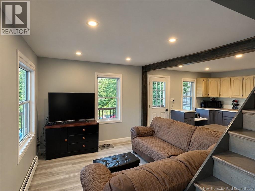 644 Canada Road - 3