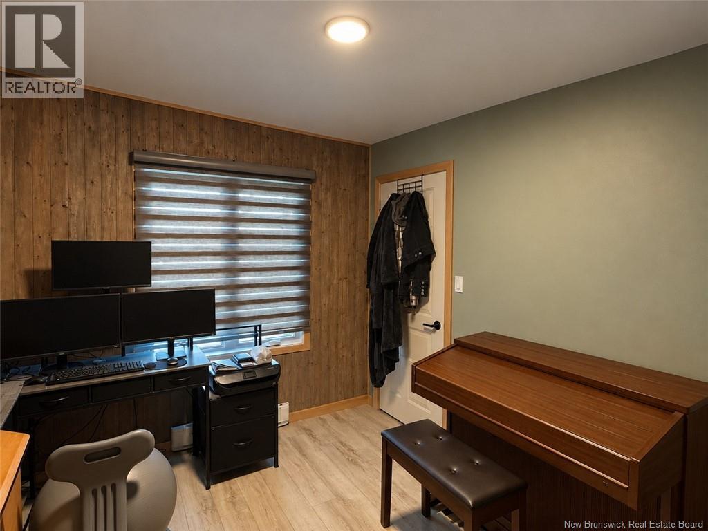 644 Canada Road - 6